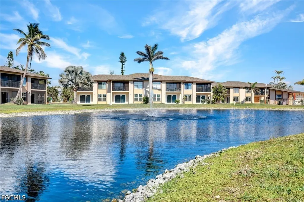 16881 Davis Road Fort Myers FL 33908