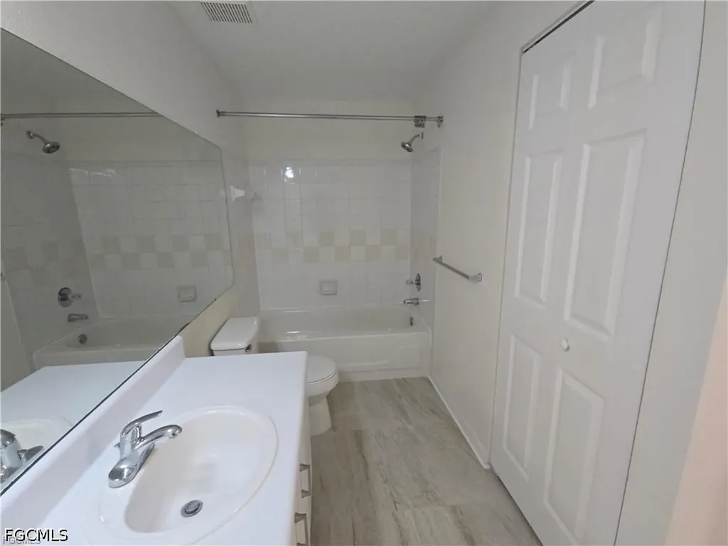 11500 Villa Grand Fort Myers FL 33913