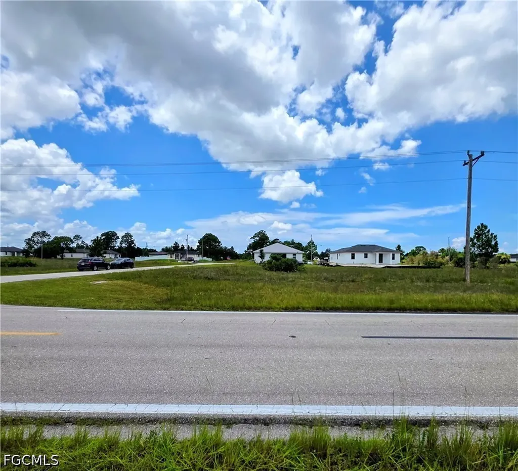 926 Columbus Boulevard Lehigh Acres FL 33974