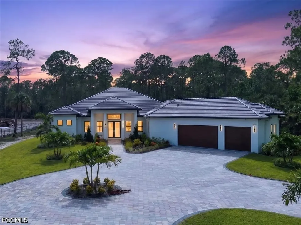 Naples FL, 453 25TH Street SW