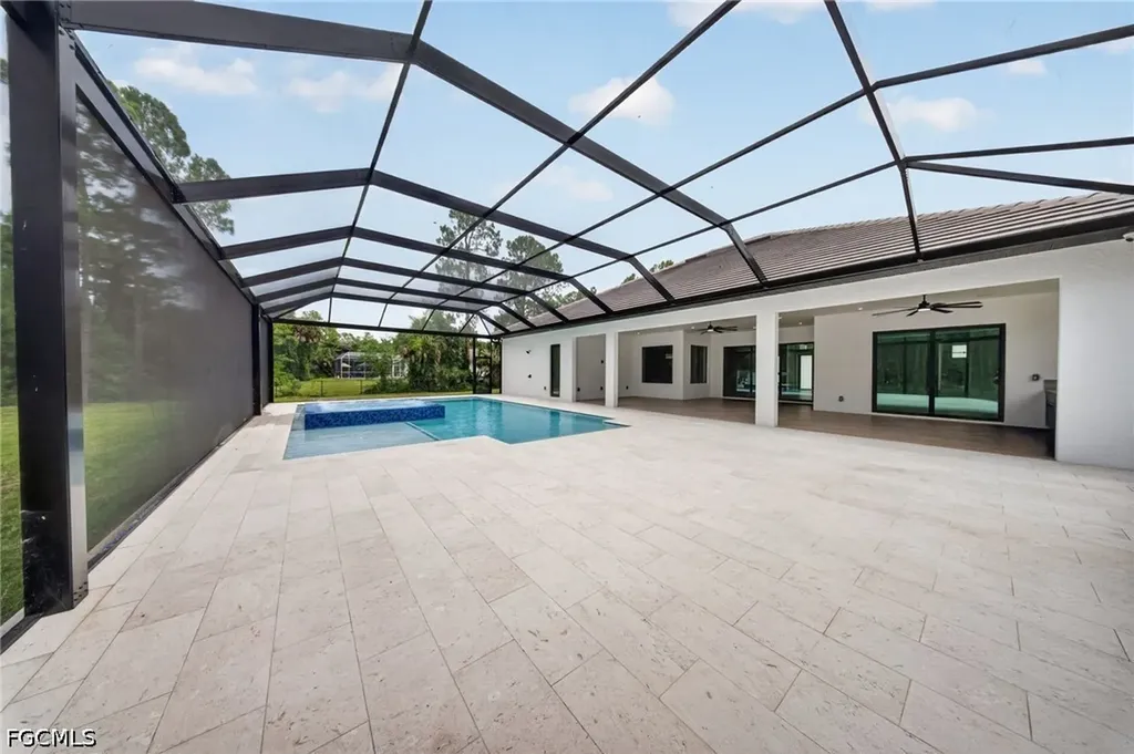 453 25th Street SW Naples FL 34117