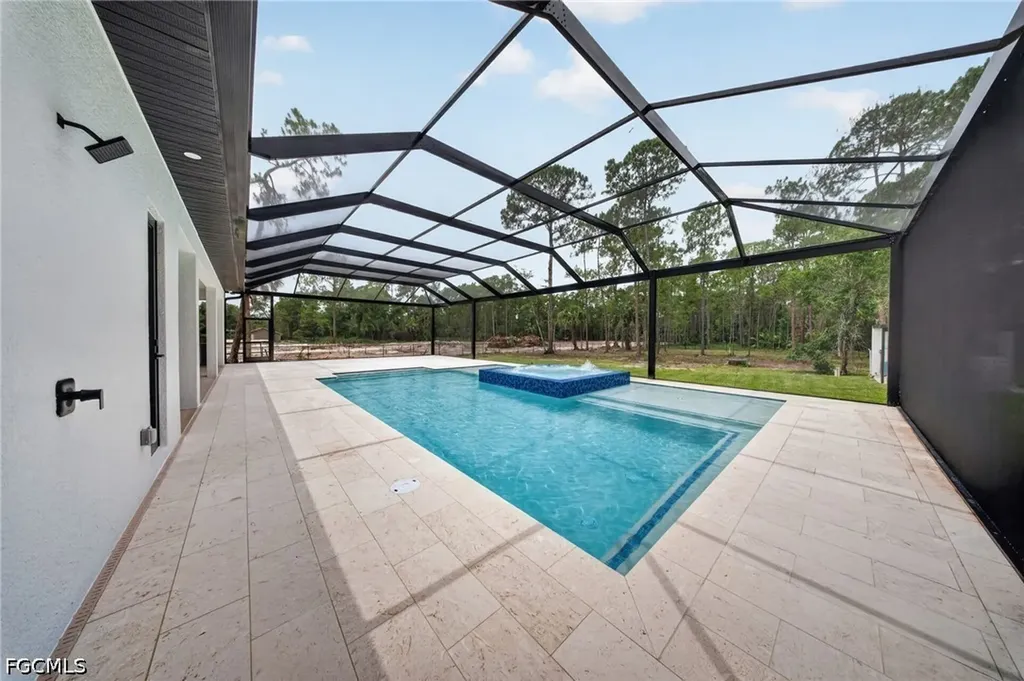 453 25th Street SW Naples FL 34117