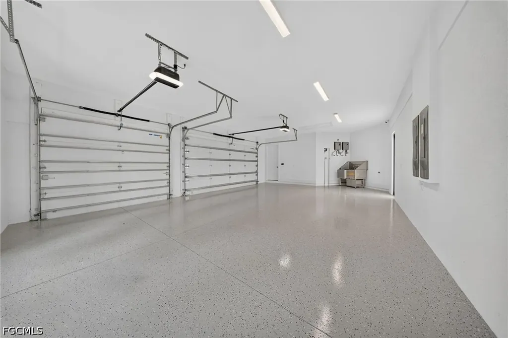 453 25th Street SW Naples FL 34117