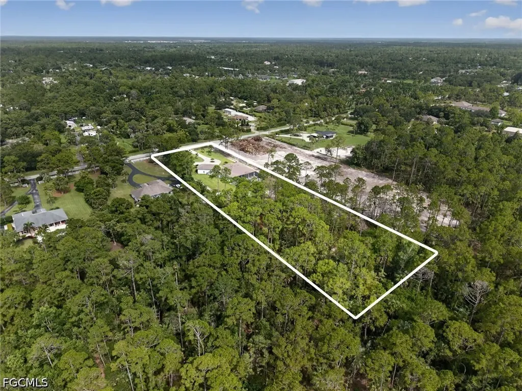 453 25th Street SW Naples FL 34117