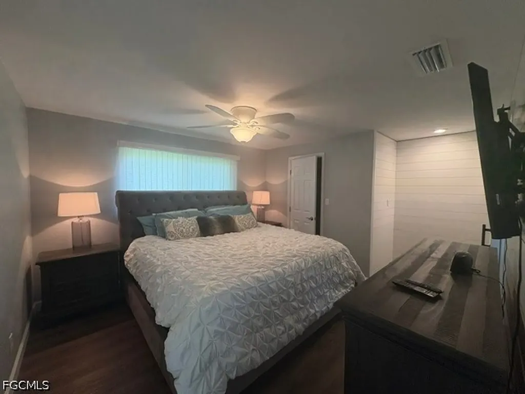 4431 N Pacific Circle North Fort Myers FL 33903