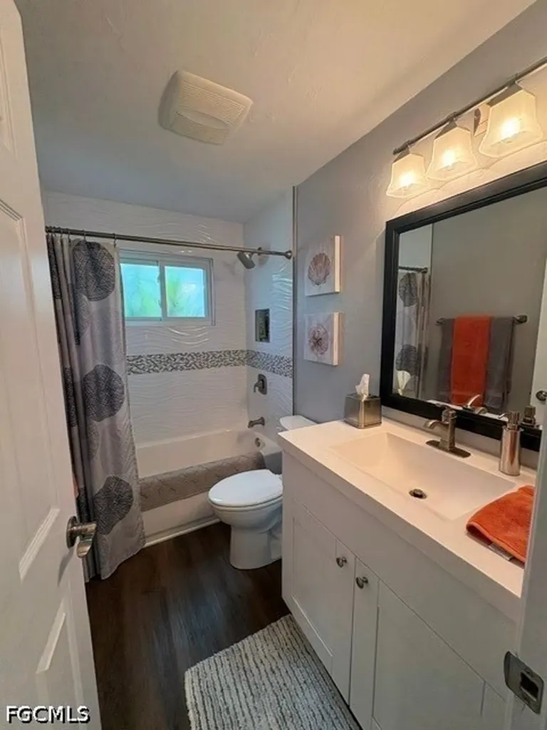 4431 N Pacific Circle North Fort Myers FL 33903