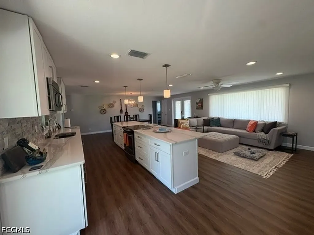 4431 N Pacific Circle North Fort Myers FL 33903