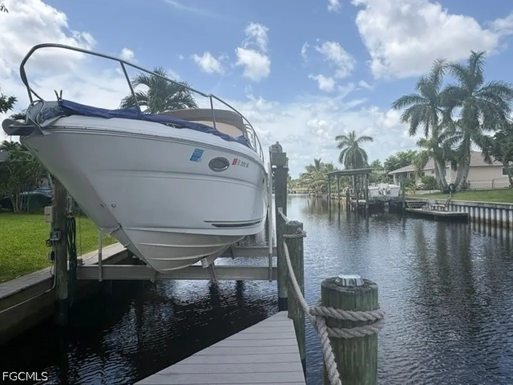 4431 N Pacific Circle North Fort Myers FL 33903