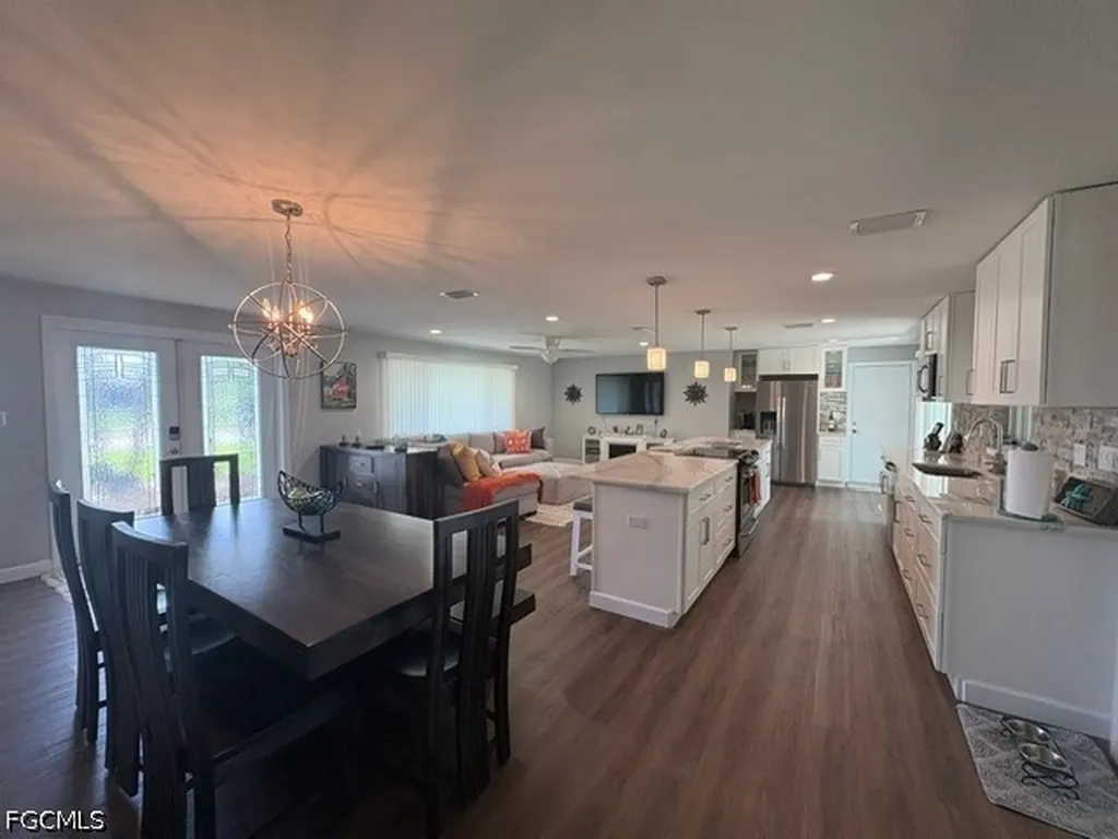 4431 N Pacific Circle North Fort Myers FL 33903