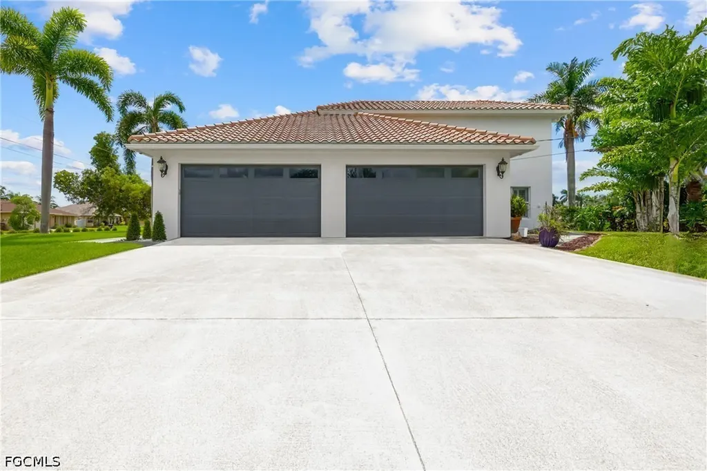 2250 SW 20th Avenue Cape Coral FL 33991