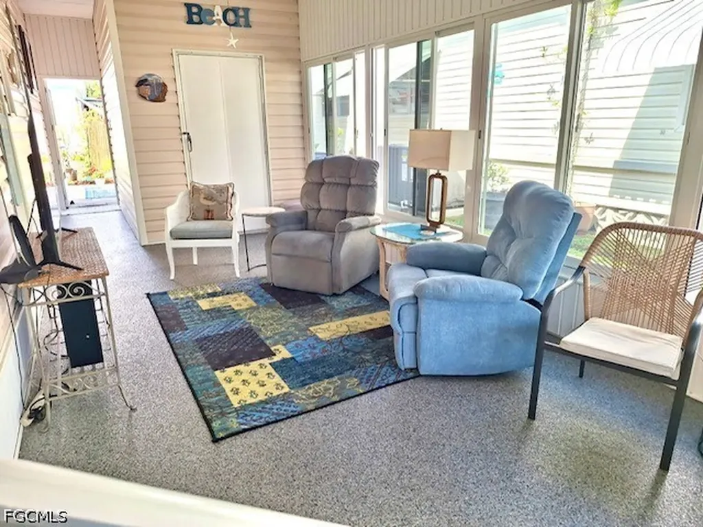 5714 Captain John Smith Loop North Fort Myers FL 33917