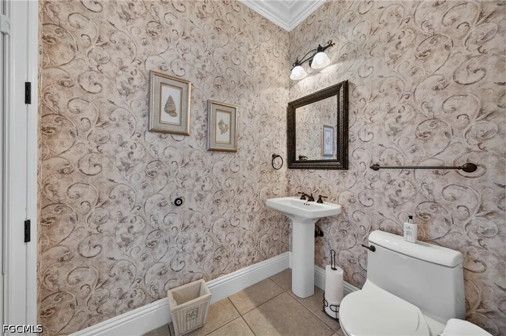 2708 NW 46th Avenue Cape Coral FL 33993