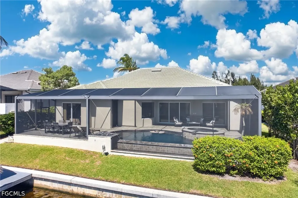 2708 NW 46th Avenue Cape Coral FL 33993