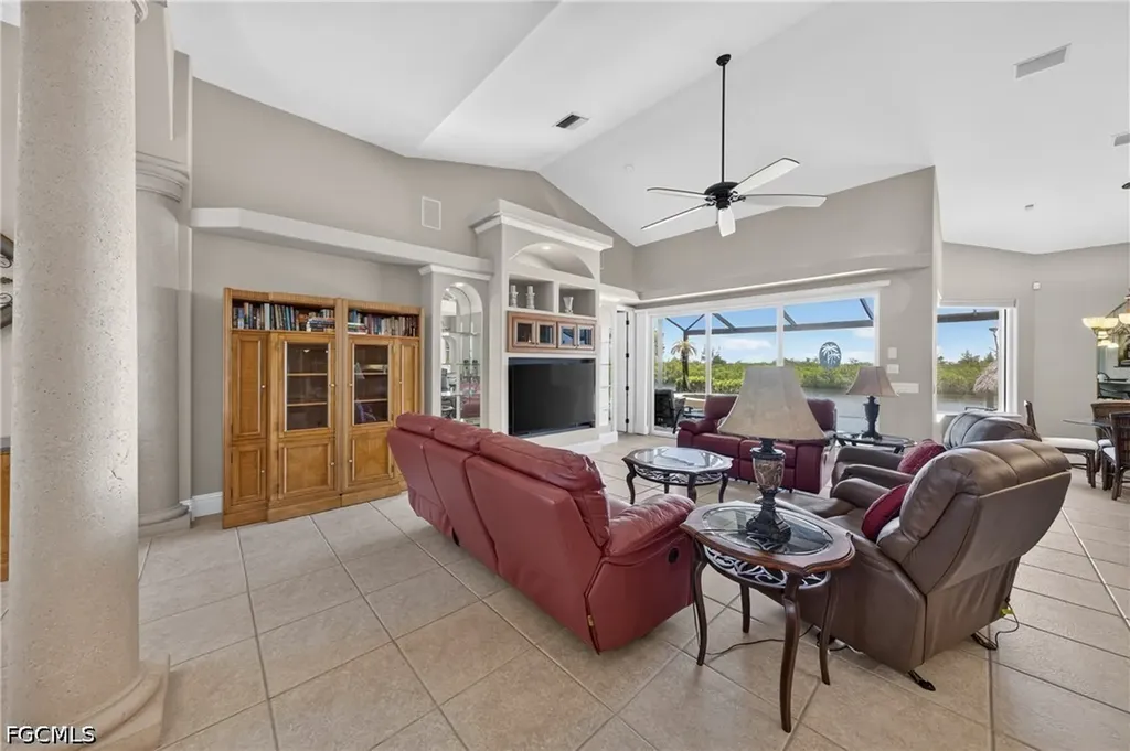 2708 NW 46th Avenue Cape Coral FL 33993