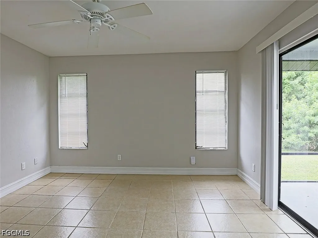 3725 Skyline Boulevard Cape Coral FL 33914