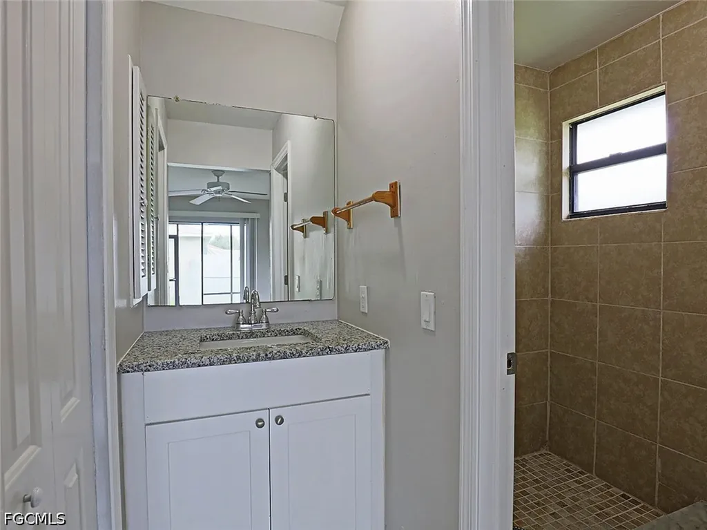 3725 Skyline Boulevard Cape Coral FL 33914