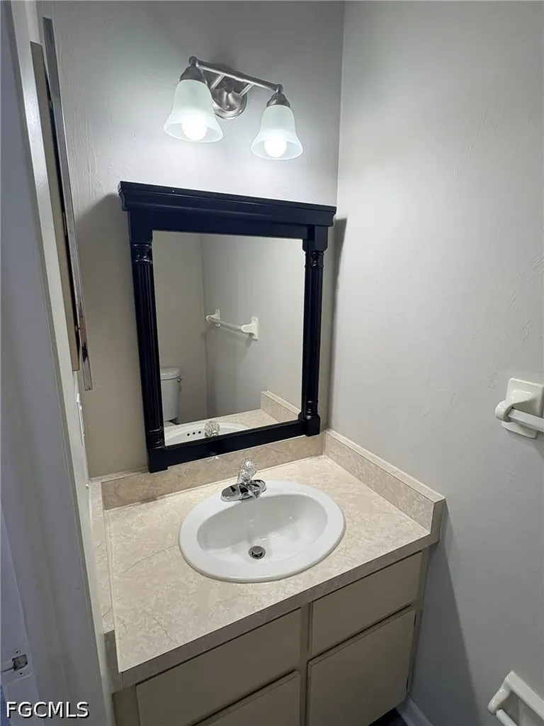 1123 SW 48th Terrace Cape Coral FL 33914
