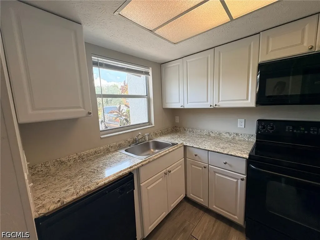 1123 SW 48th Terrace Cape Coral FL 33914