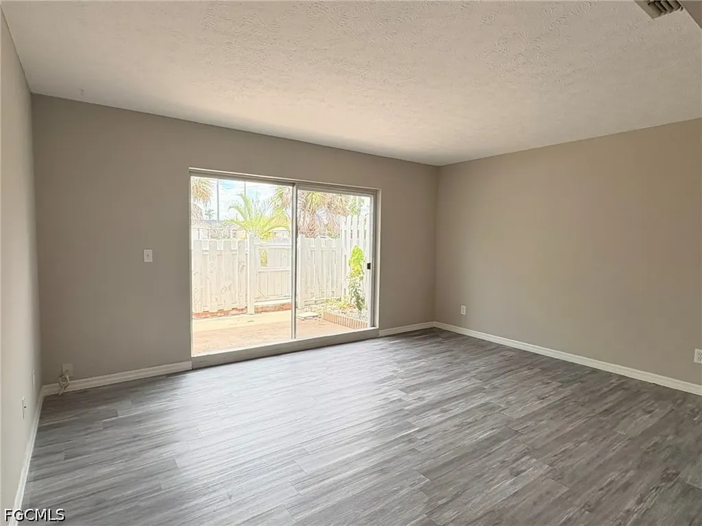 1123 SW 48th Terrace Cape Coral FL 33914