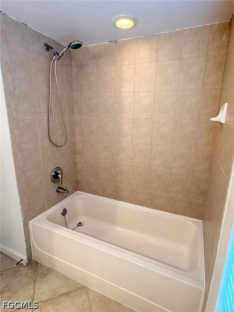 4127 Residence Drive Fort Myers FL 33901