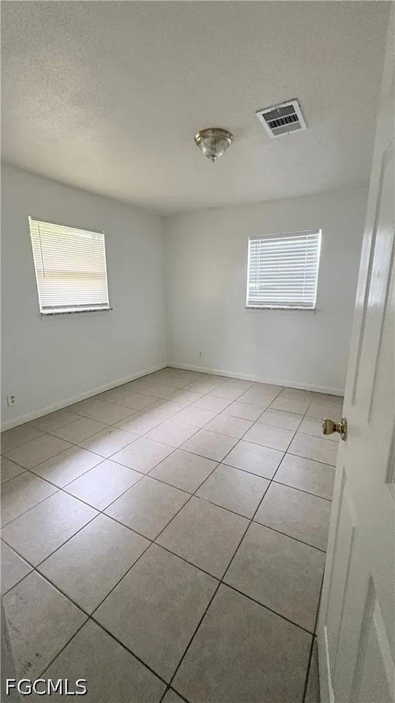 5449 6th Avenue Fort Myers FL 33907