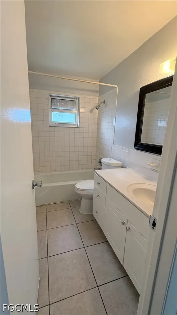 5449 6th Avenue Fort Myers FL 33907