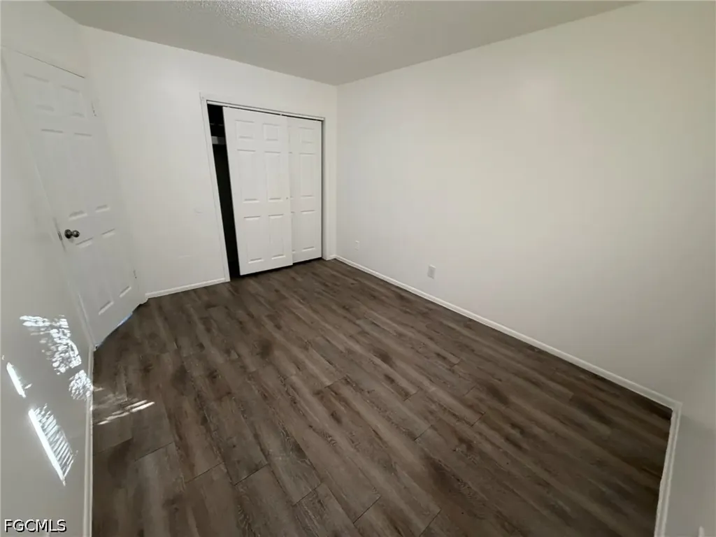 2708 Broadway Fort Myers FL 33901