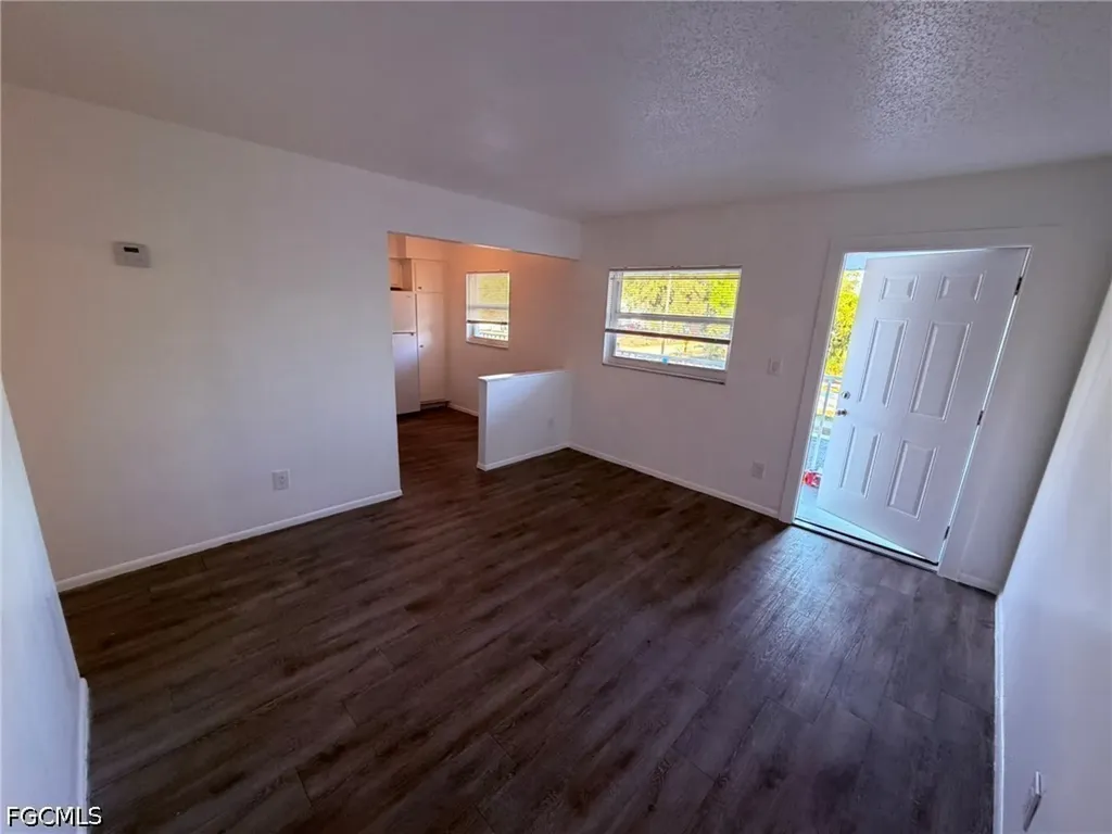 2708 Broadway Fort Myers FL 33901