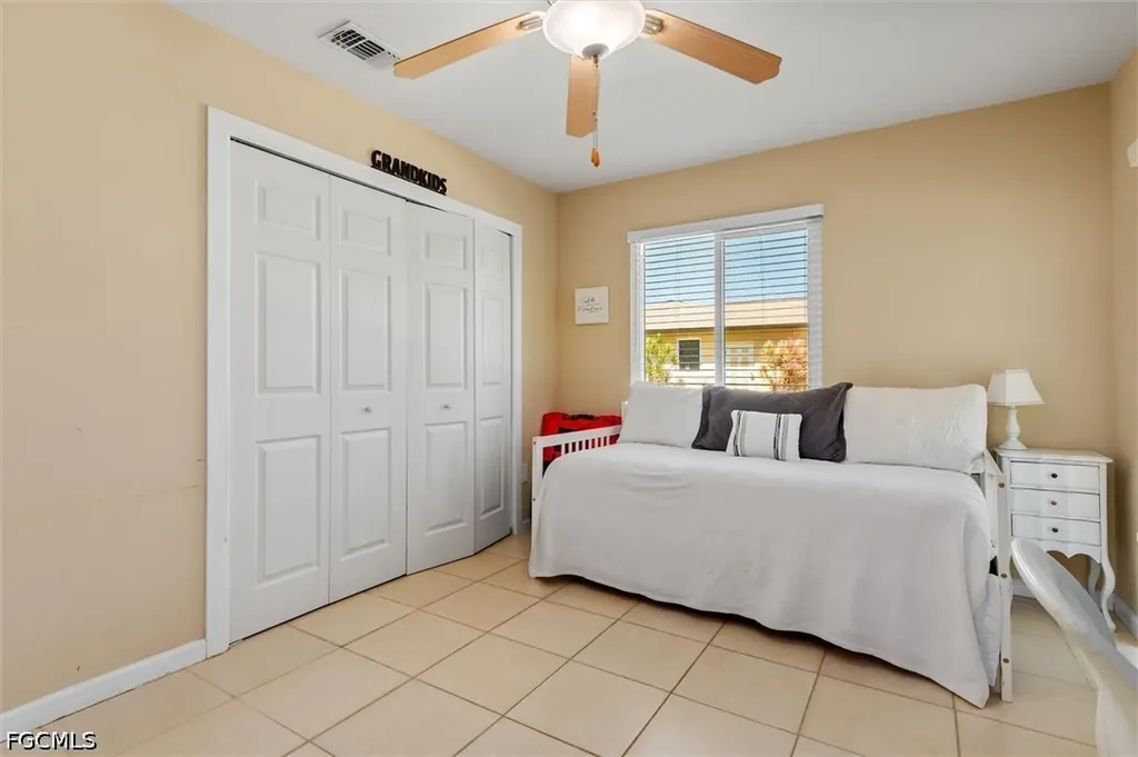 18579 Robinson Avenue Port Charlotte FL 33948