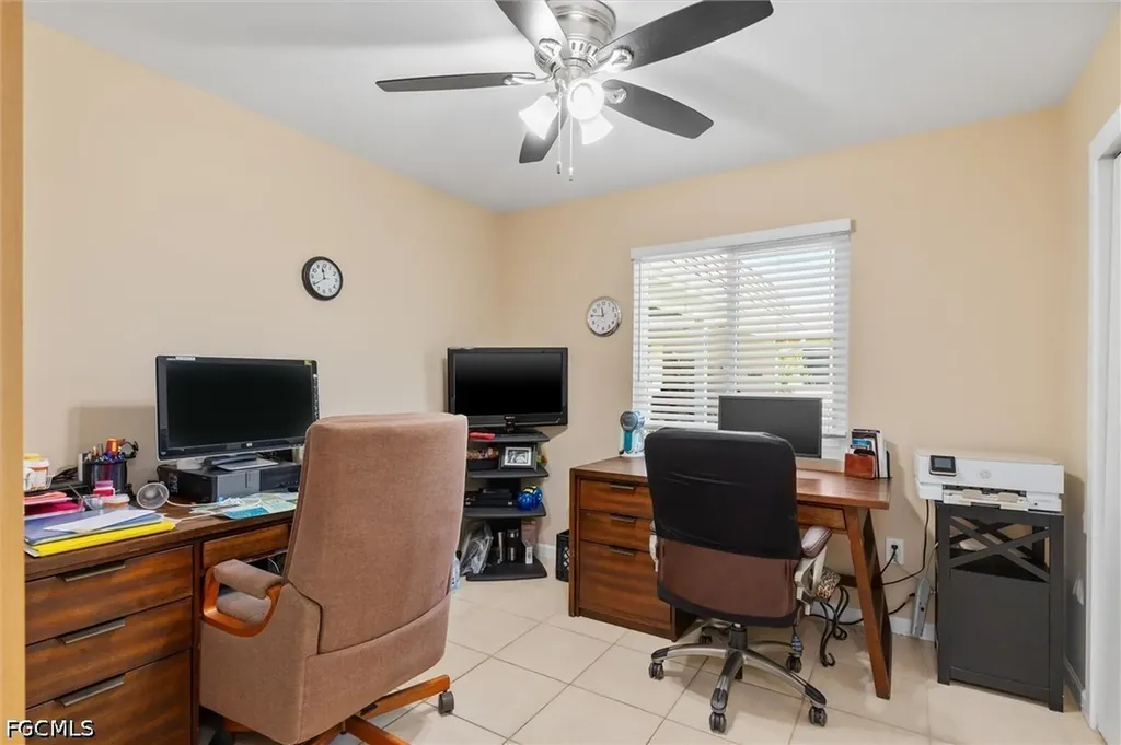 18579 Robinson Avenue Port Charlotte FL 33948
