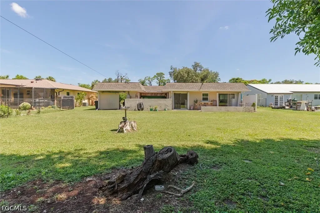 18579 Robinson Avenue Port Charlotte FL 33948
