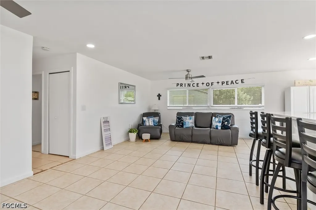 18579 Robinson Avenue Port Charlotte FL 33948