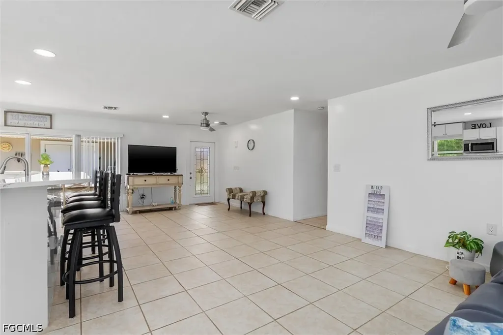 18579 Robinson Avenue Port Charlotte FL 33948