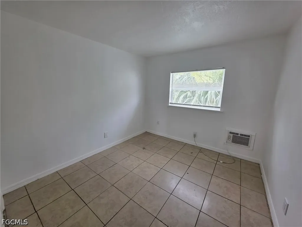 2452 Stella Street Fort Myers FL 33901