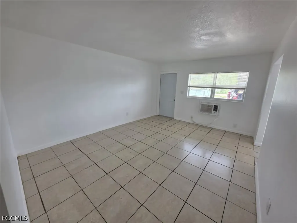 2452 Stella Street Fort Myers FL 33901
