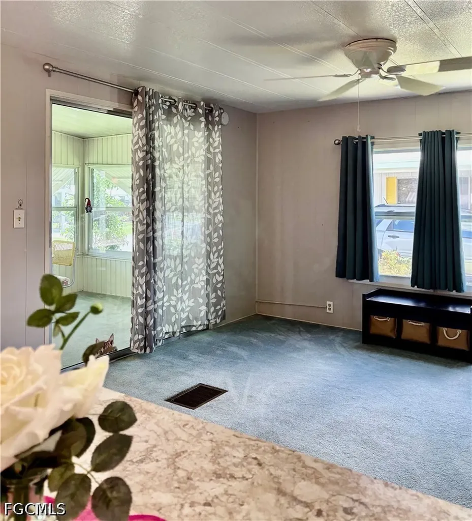518 Pine Tree Court North Fort Myers FL 33917