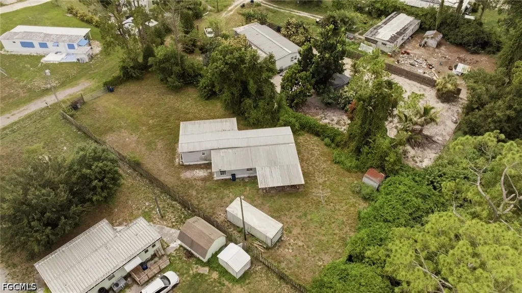 18341 Wayne Drive North Fort Myers FL 33917