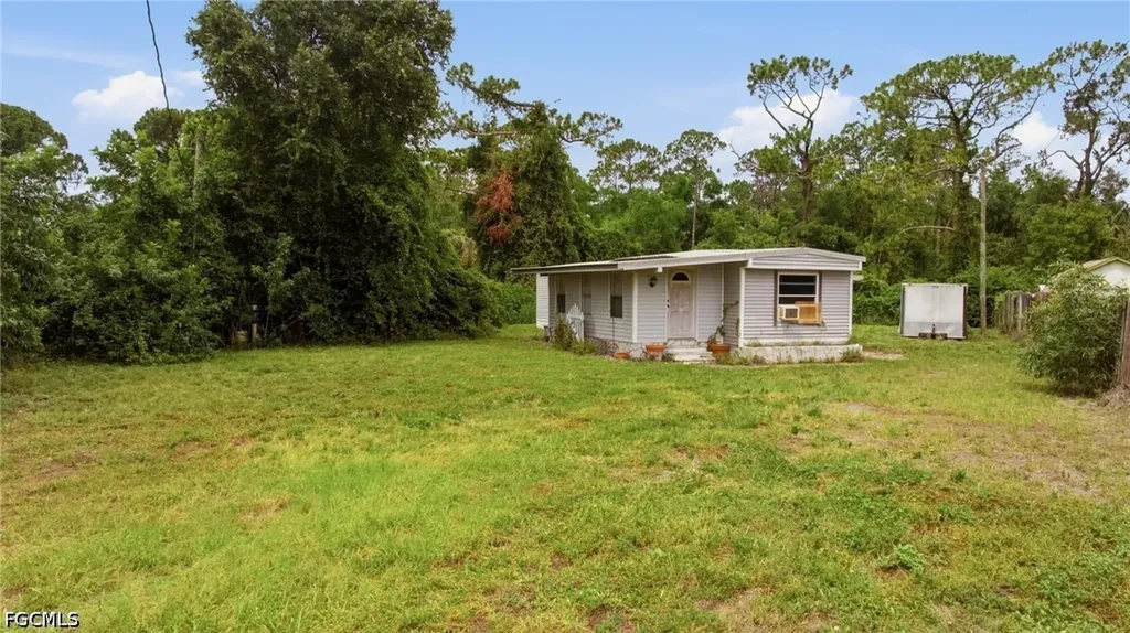 18341 Wayne Drive North Fort Myers FL 33917