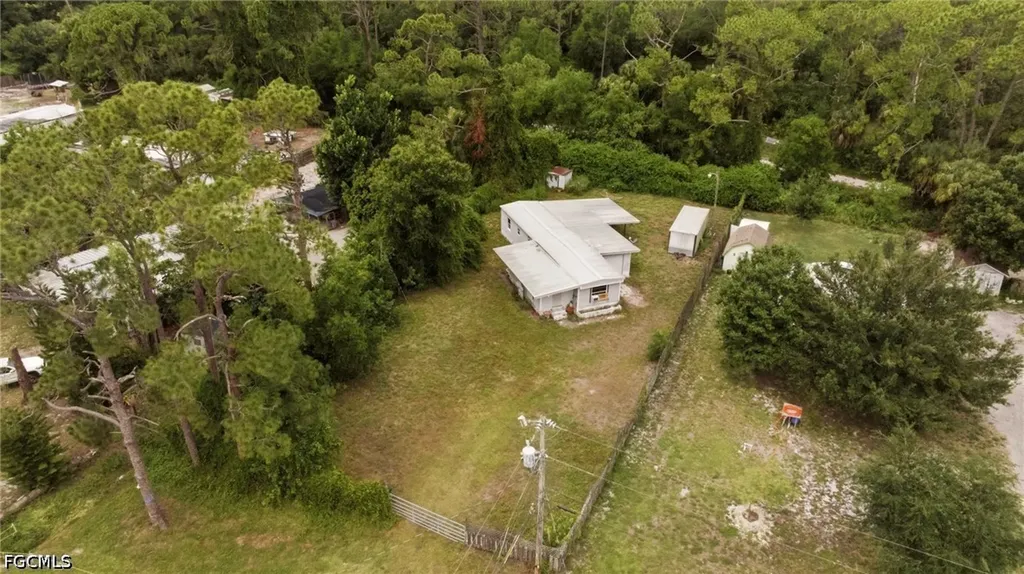 18341 Wayne Drive North Fort Myers FL 33917