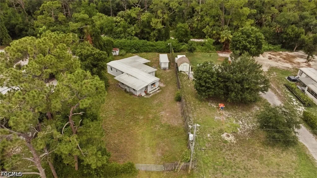 18341 Wayne Drive North Fort Myers FL 33917