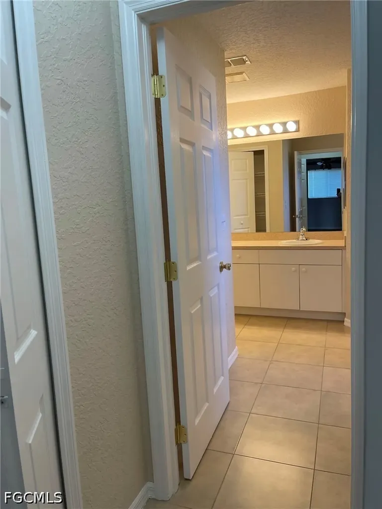 1835 NW 31st Terrace Cape Coral FL 33993