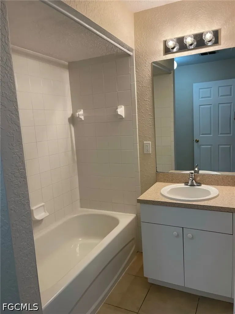 1835 NW 31st Terrace Cape Coral FL 33993