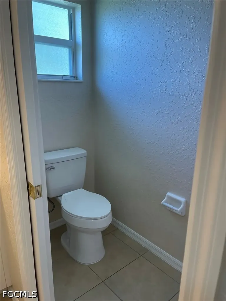 1835 NW 31st Terrace Cape Coral FL 33993
