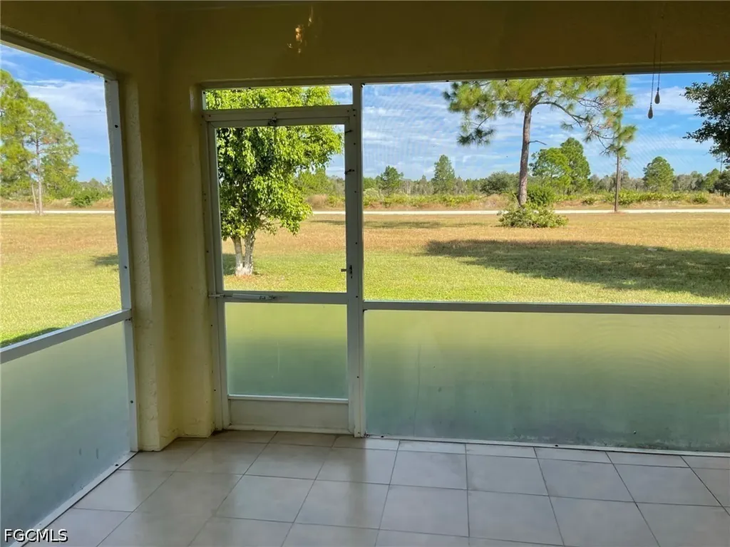 1835 NW 31st Terrace Cape Coral FL 33993