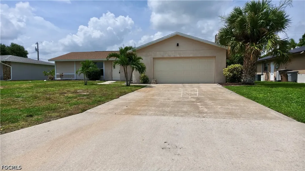 1429 SE 44th Street Cape Coral FL 33904