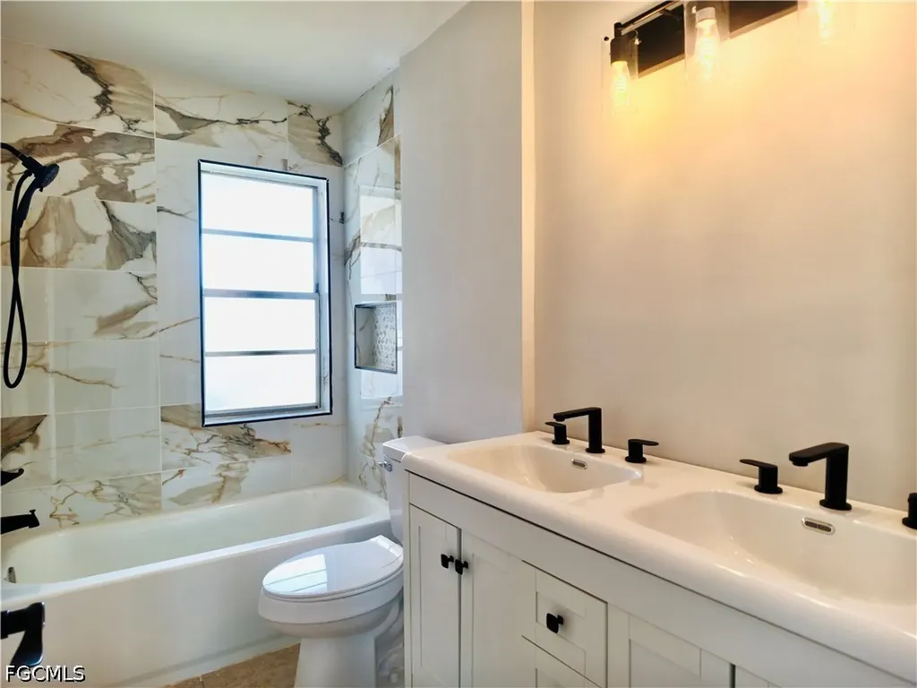 1429 SE 44th Street Cape Coral FL 33904
