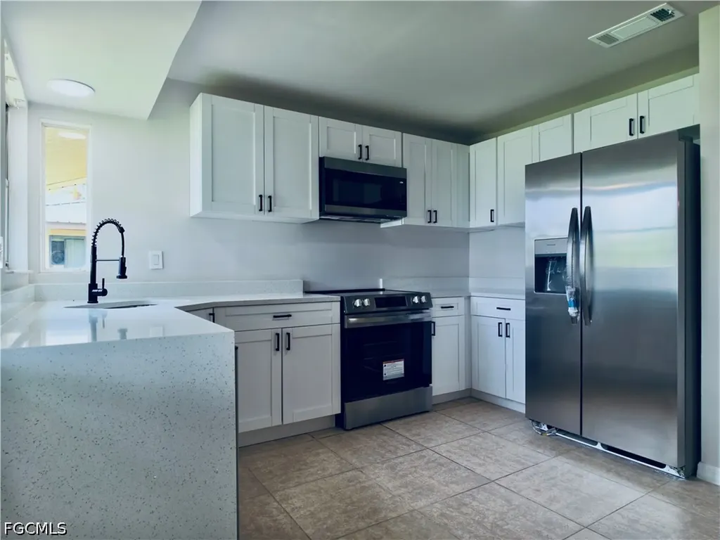 1429 SE 44th Street Cape Coral FL 33904