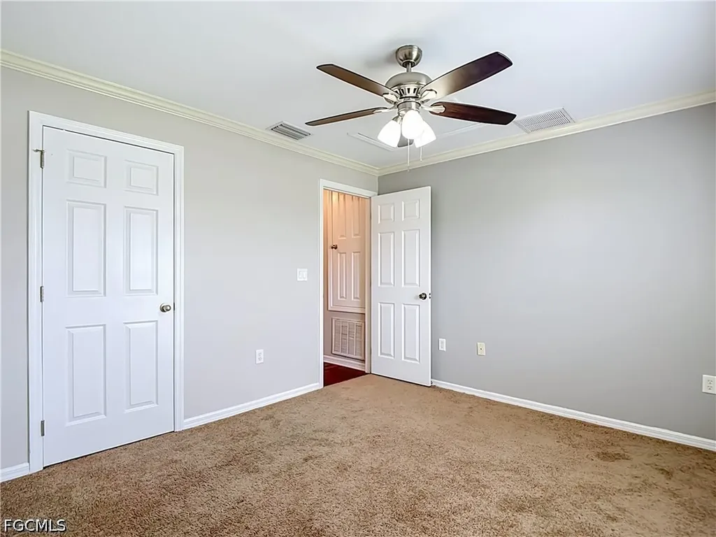3511 SW 8th Place Cape Coral FL 33914