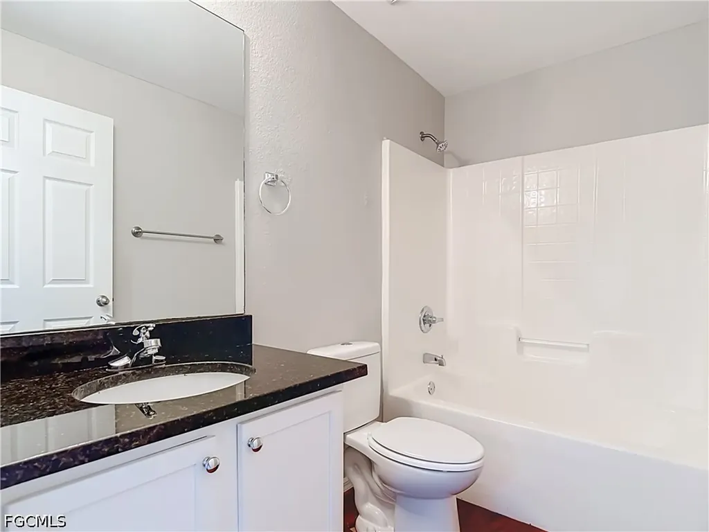 3511 SW 8th Place Cape Coral FL 33914