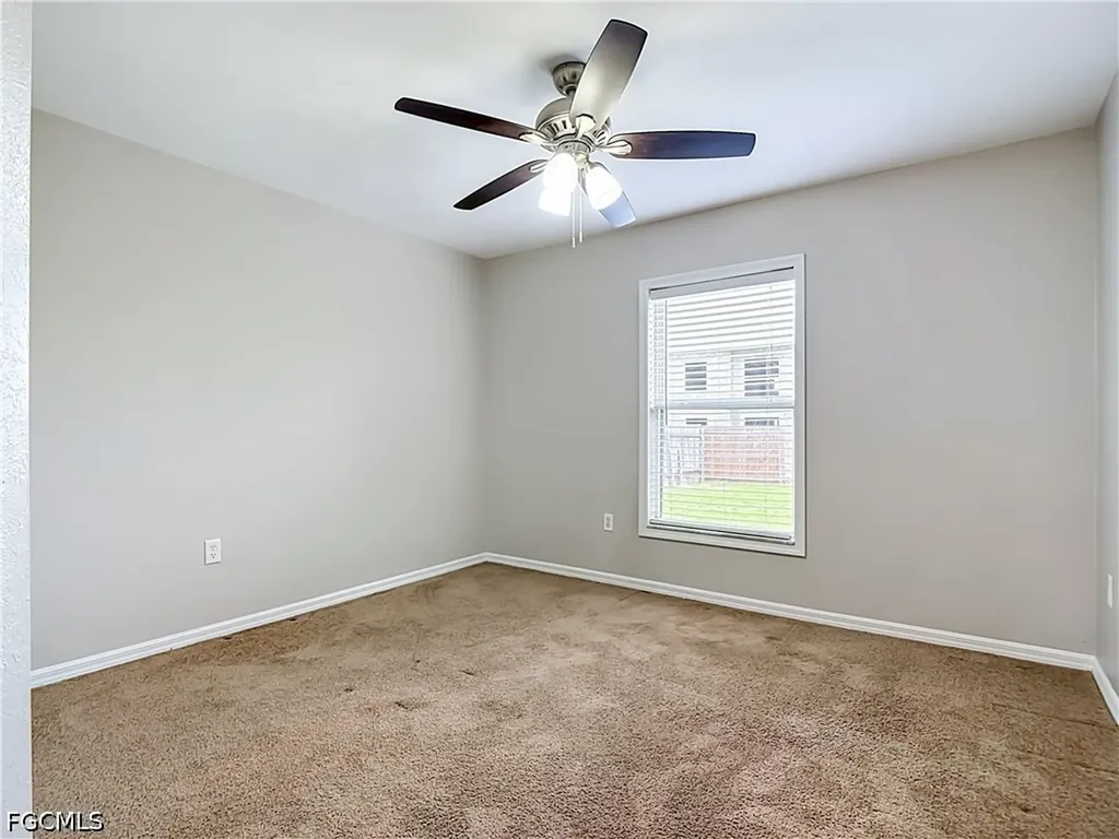 3511 SW 8th Place Cape Coral FL 33914